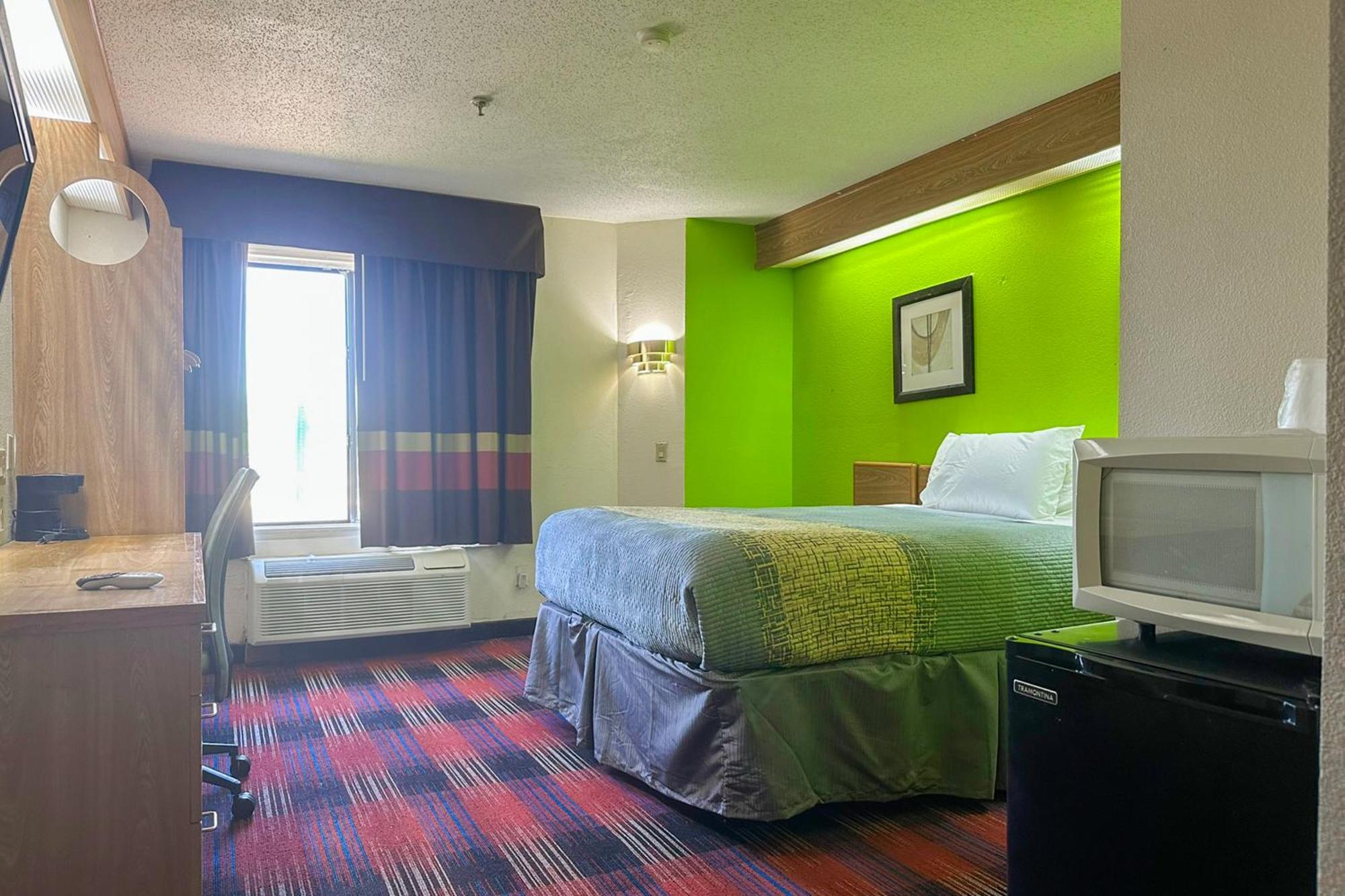 Classic Inn By Oyo I- 240 Near Memphis Airport Εξωτερικό φωτογραφία