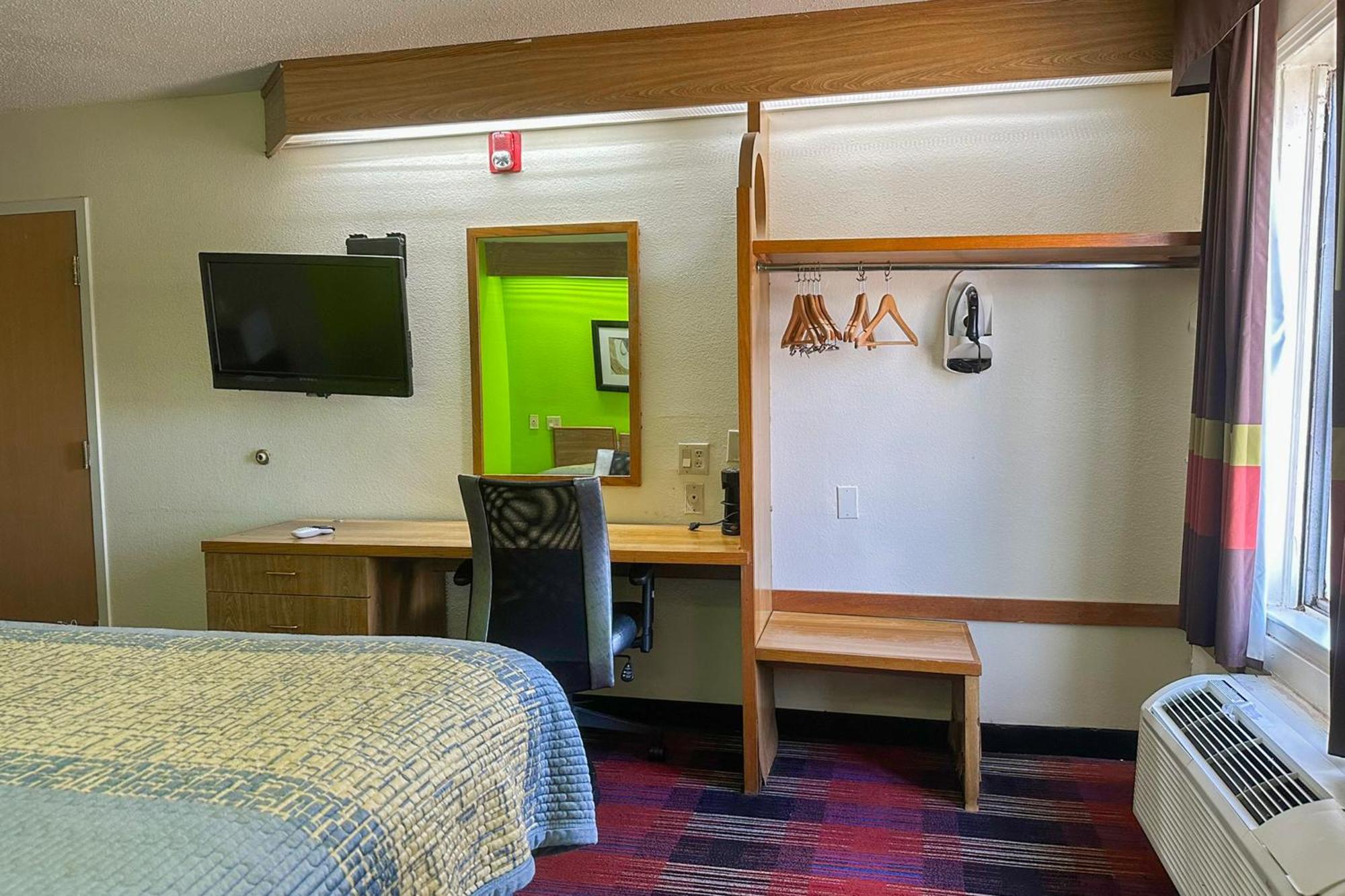 Classic Inn By Oyo I- 240 Near Memphis Airport Εξωτερικό φωτογραφία