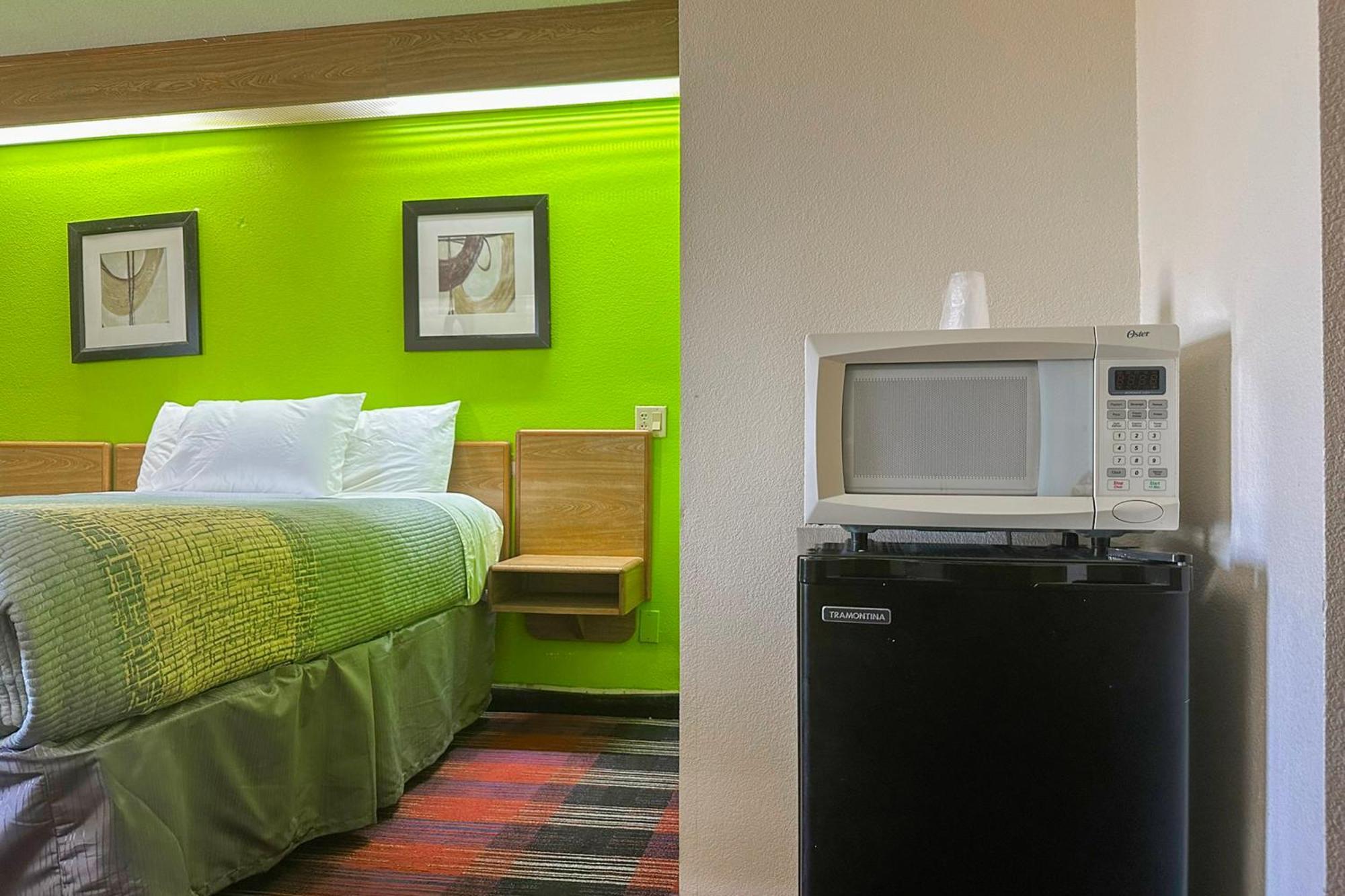 Classic Inn By Oyo I- 240 Near Memphis Airport Εξωτερικό φωτογραφία