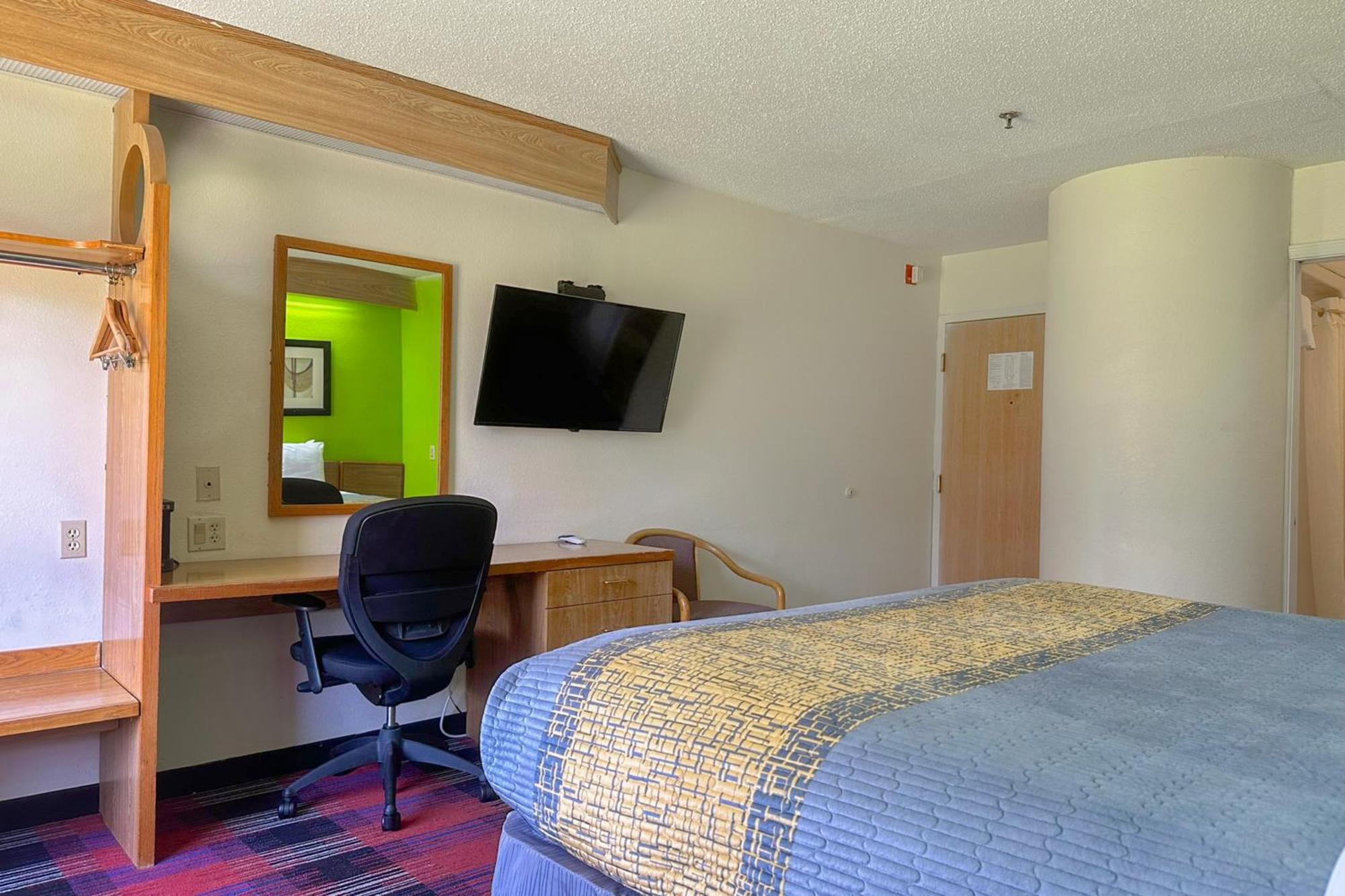 Classic Inn By Oyo I- 240 Near Memphis Airport Εξωτερικό φωτογραφία
