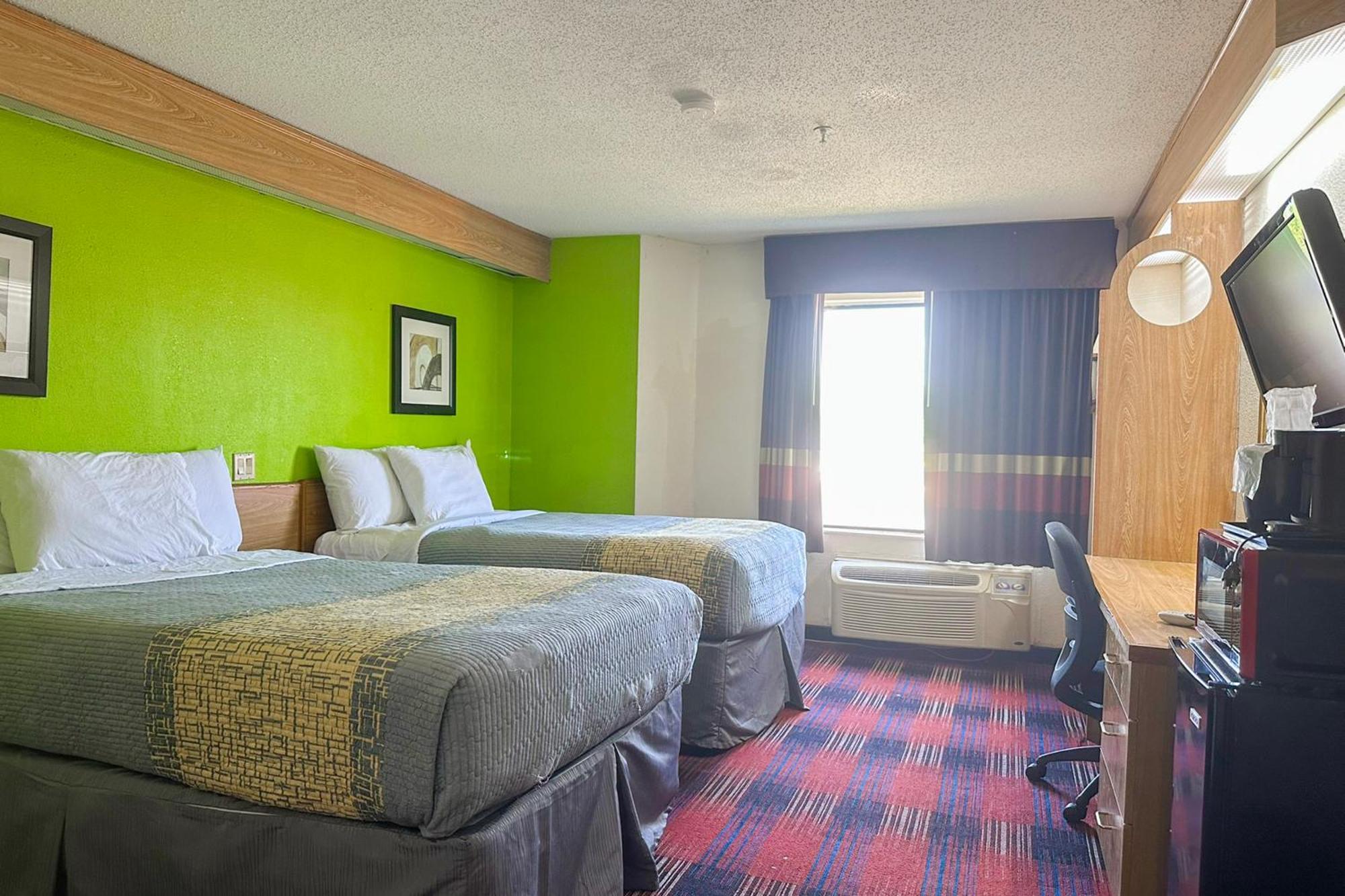 Classic Inn By Oyo I- 240 Near Memphis Airport Εξωτερικό φωτογραφία