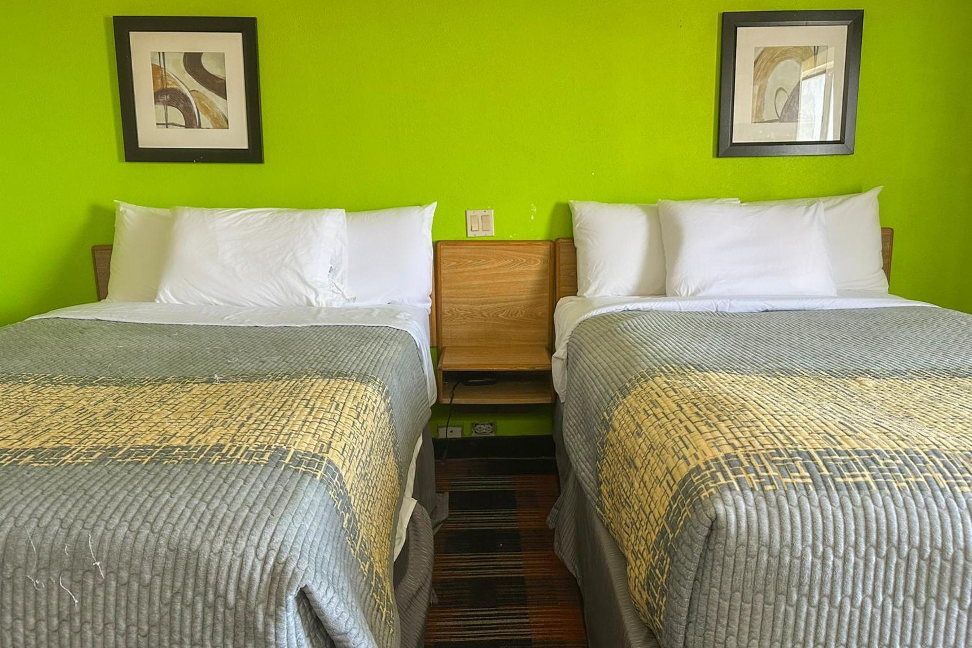 Classic Inn By Oyo I- 240 Near Memphis Airport Εξωτερικό φωτογραφία
